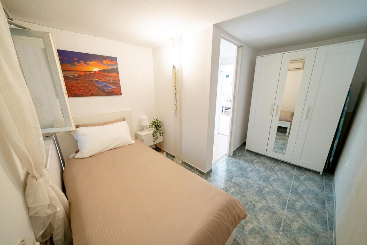 Little Villa - Walk To The Beach Солун Екстериор снимка